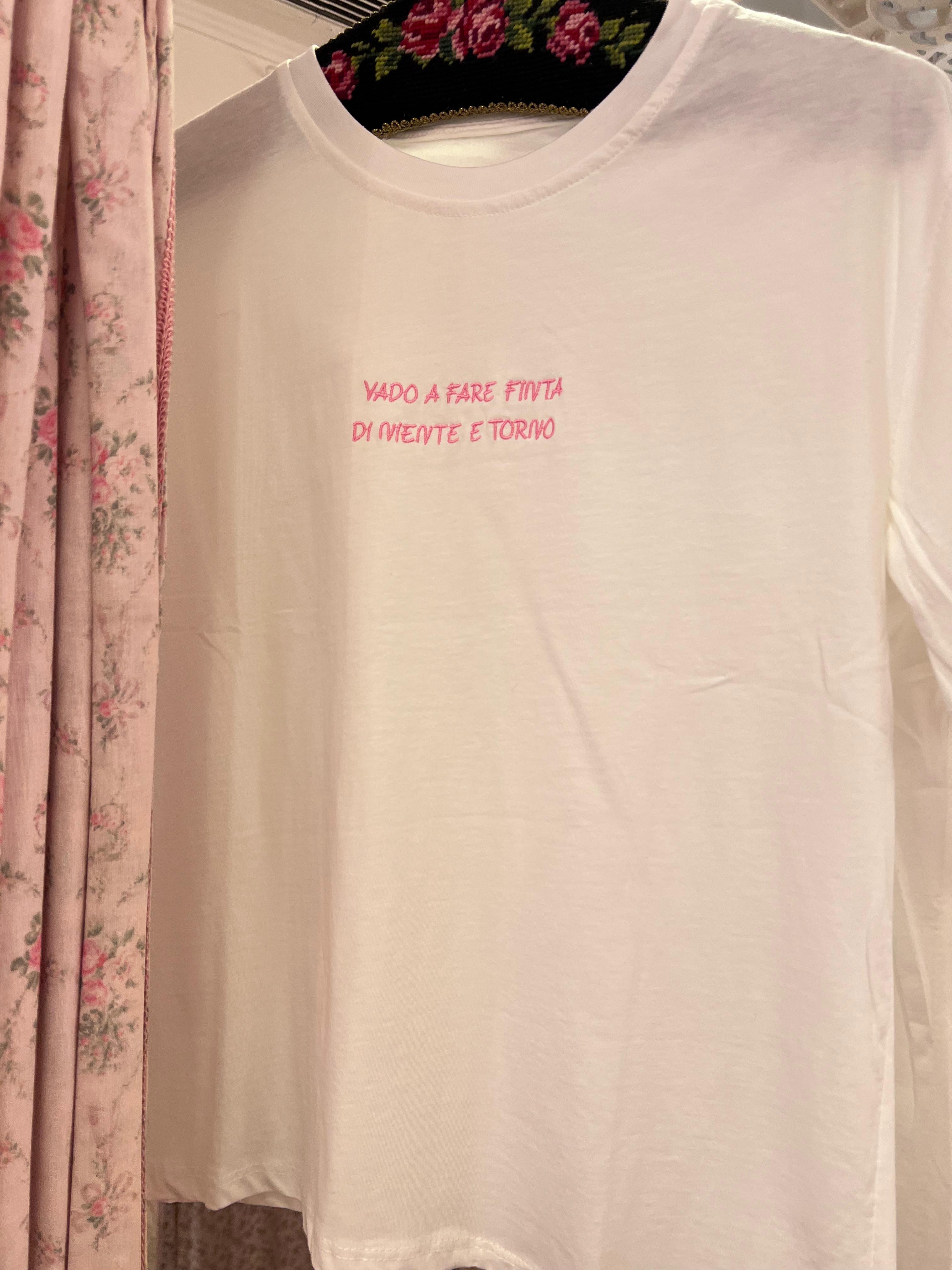 T-shirt Vado a fare finta di niente e torno