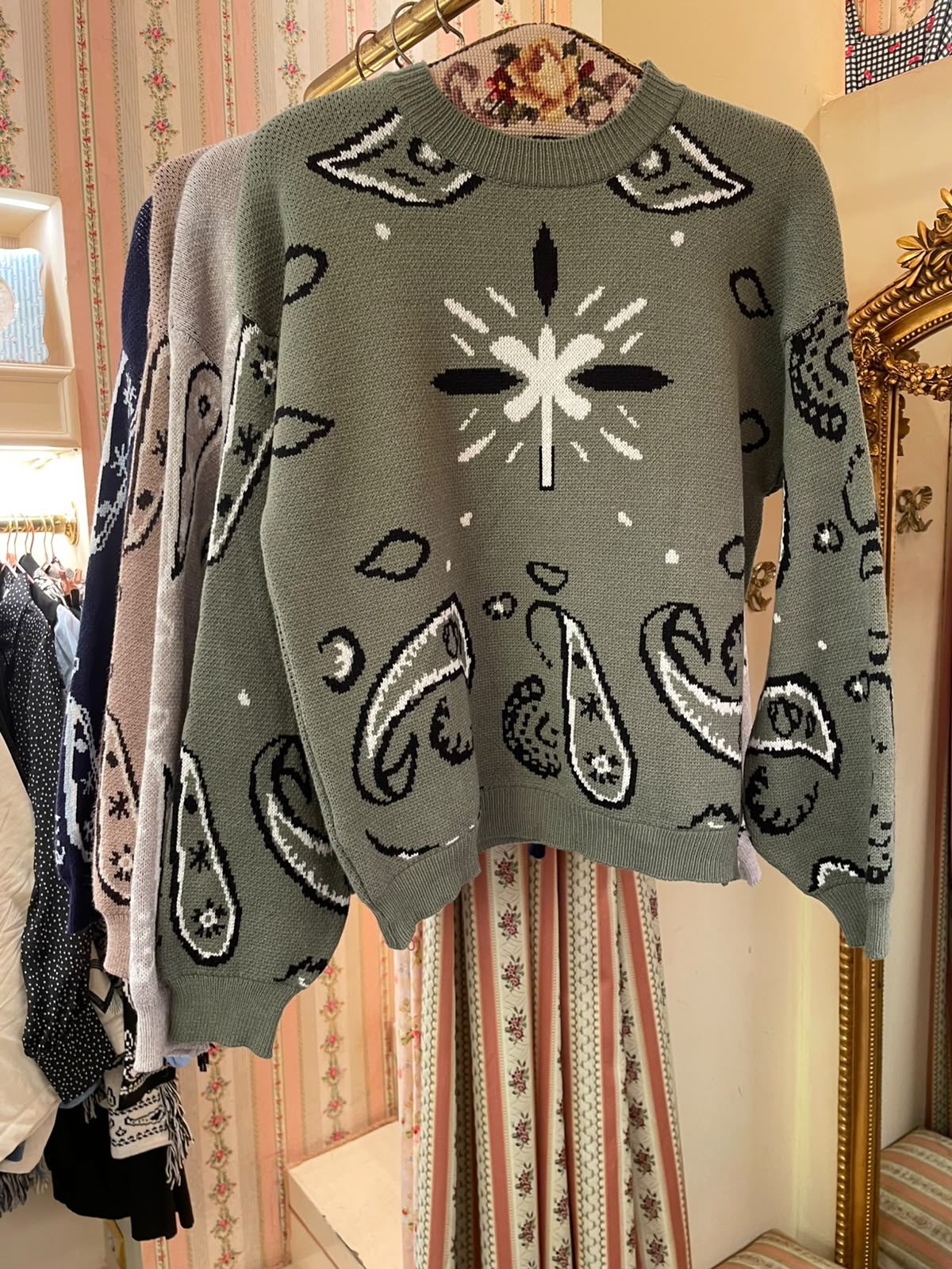Pull Paisley