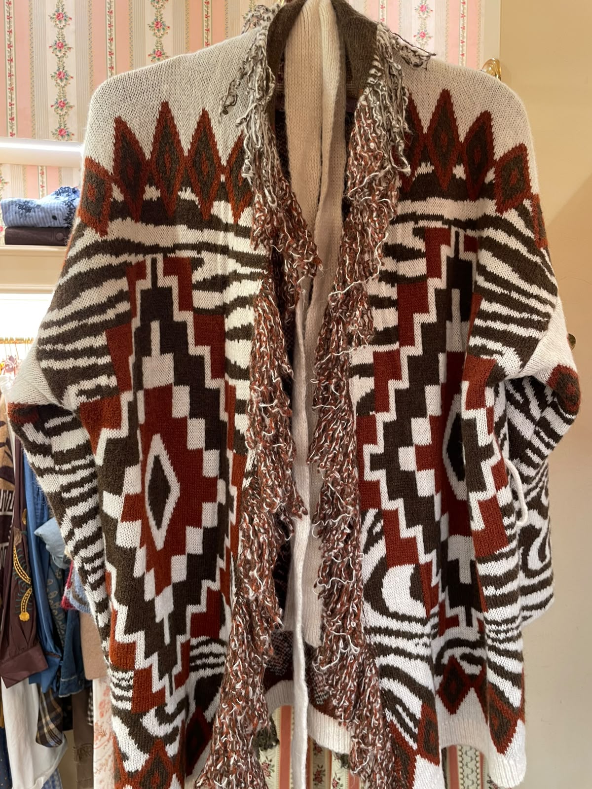 Cardigan Lakota