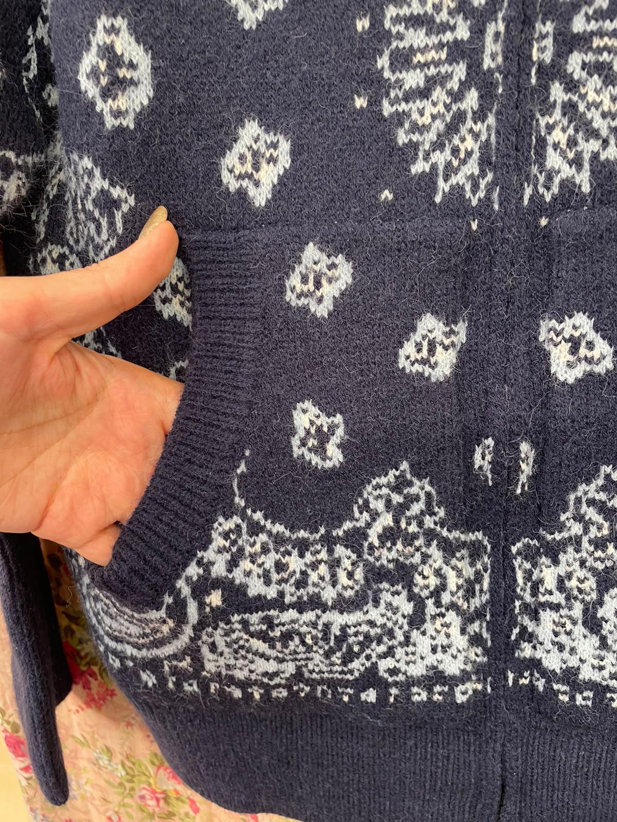 Cardigan Bandana