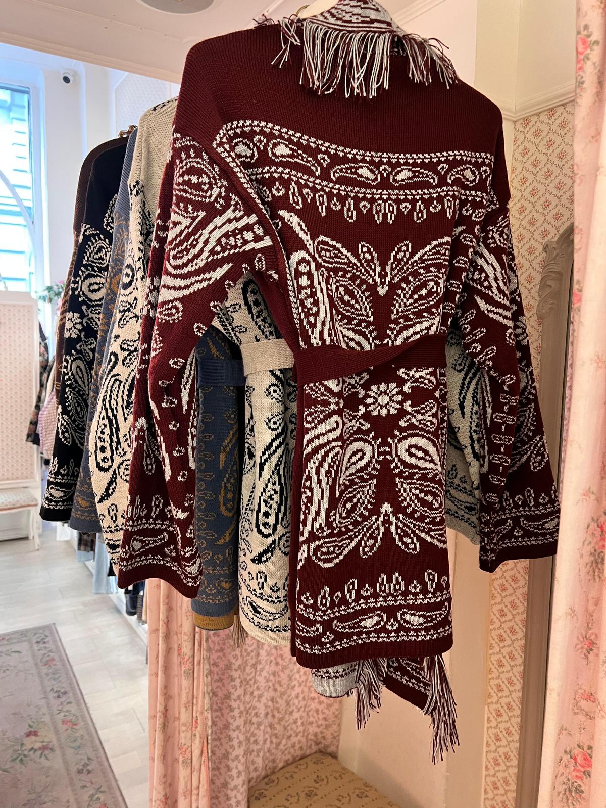 Cardigan Nui - Carlo Deni