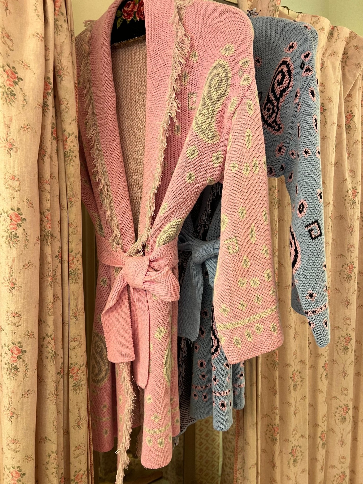 Cardigan Paisley - Carlo Deni