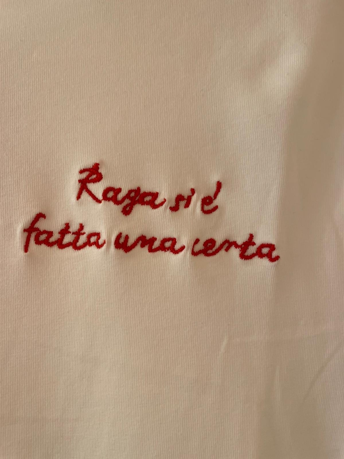T-shirt Raga si è fatta una certa - Carlo Deni