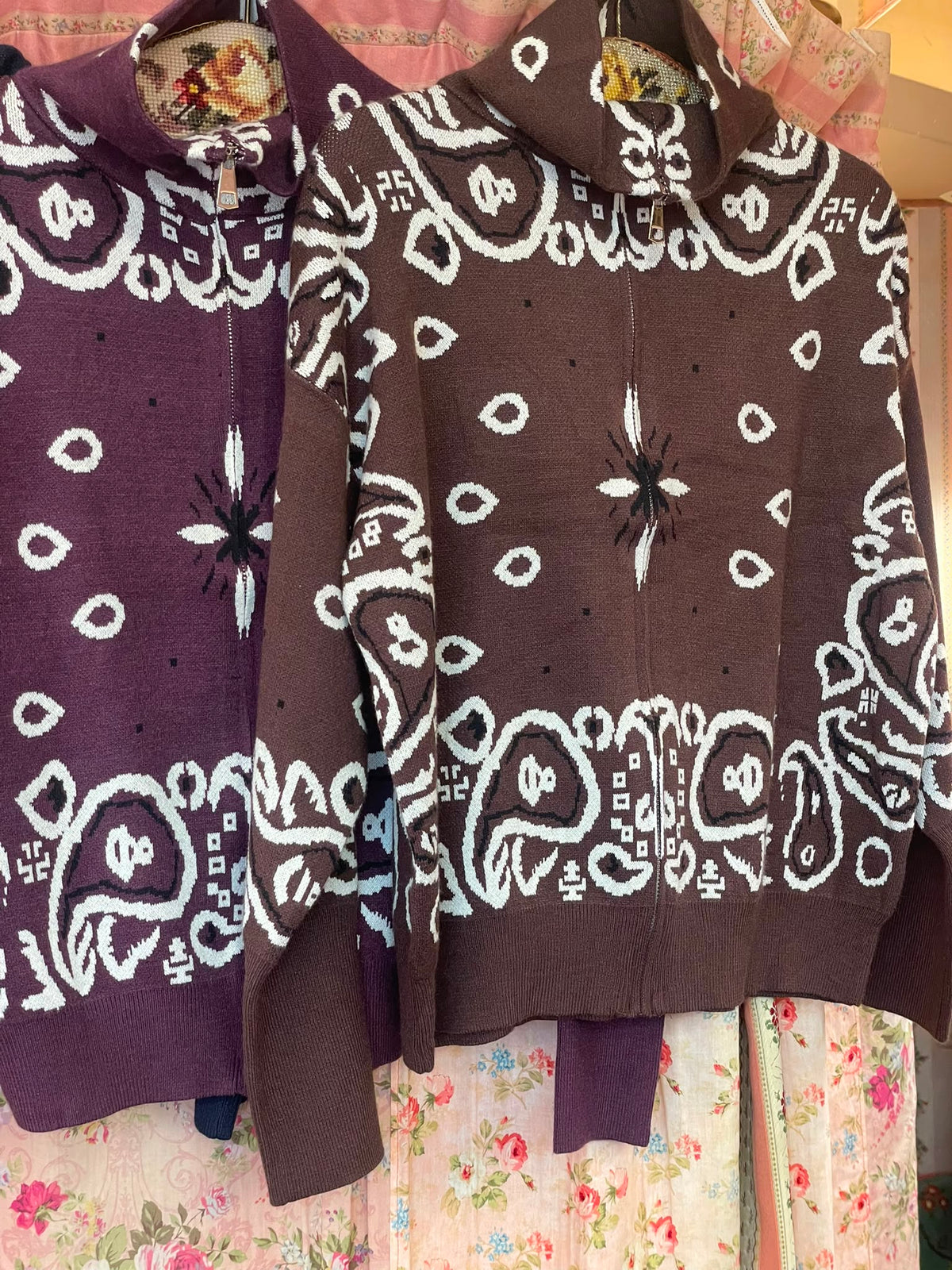 Cardigan Paisley