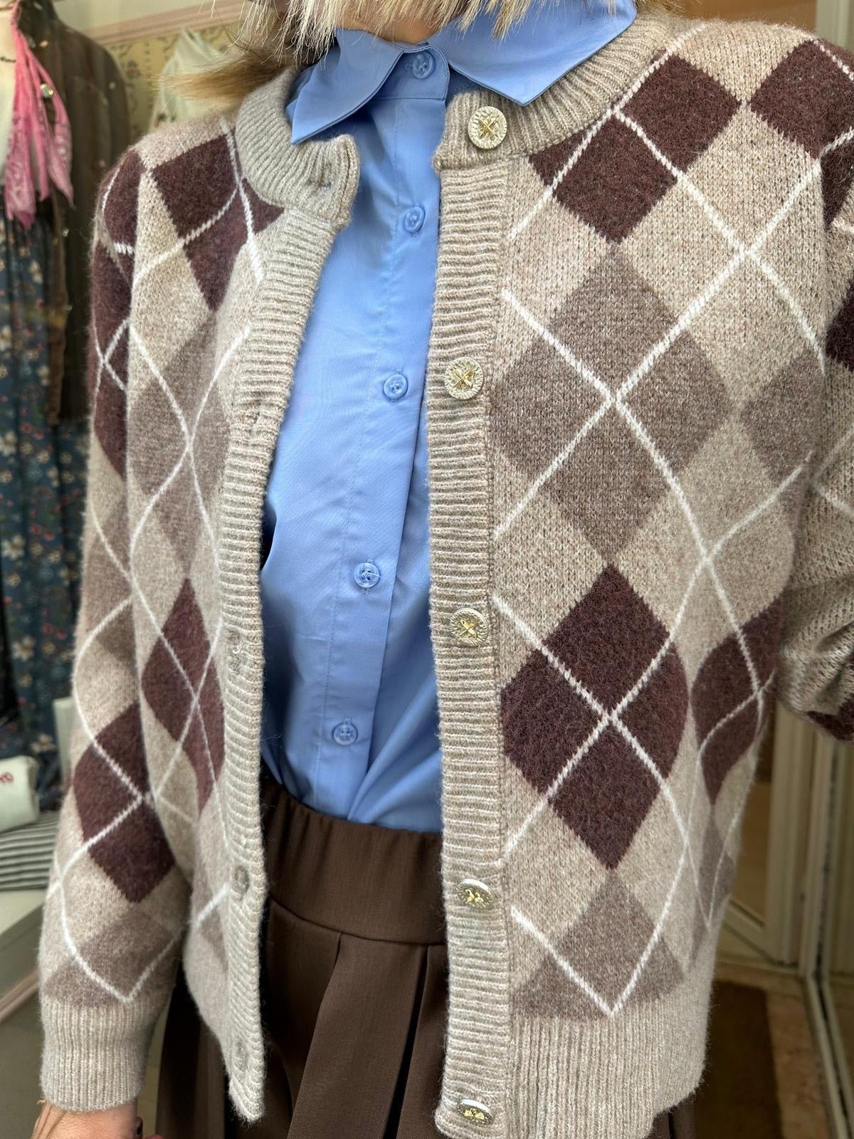 Cardigan College - Carlo Deni