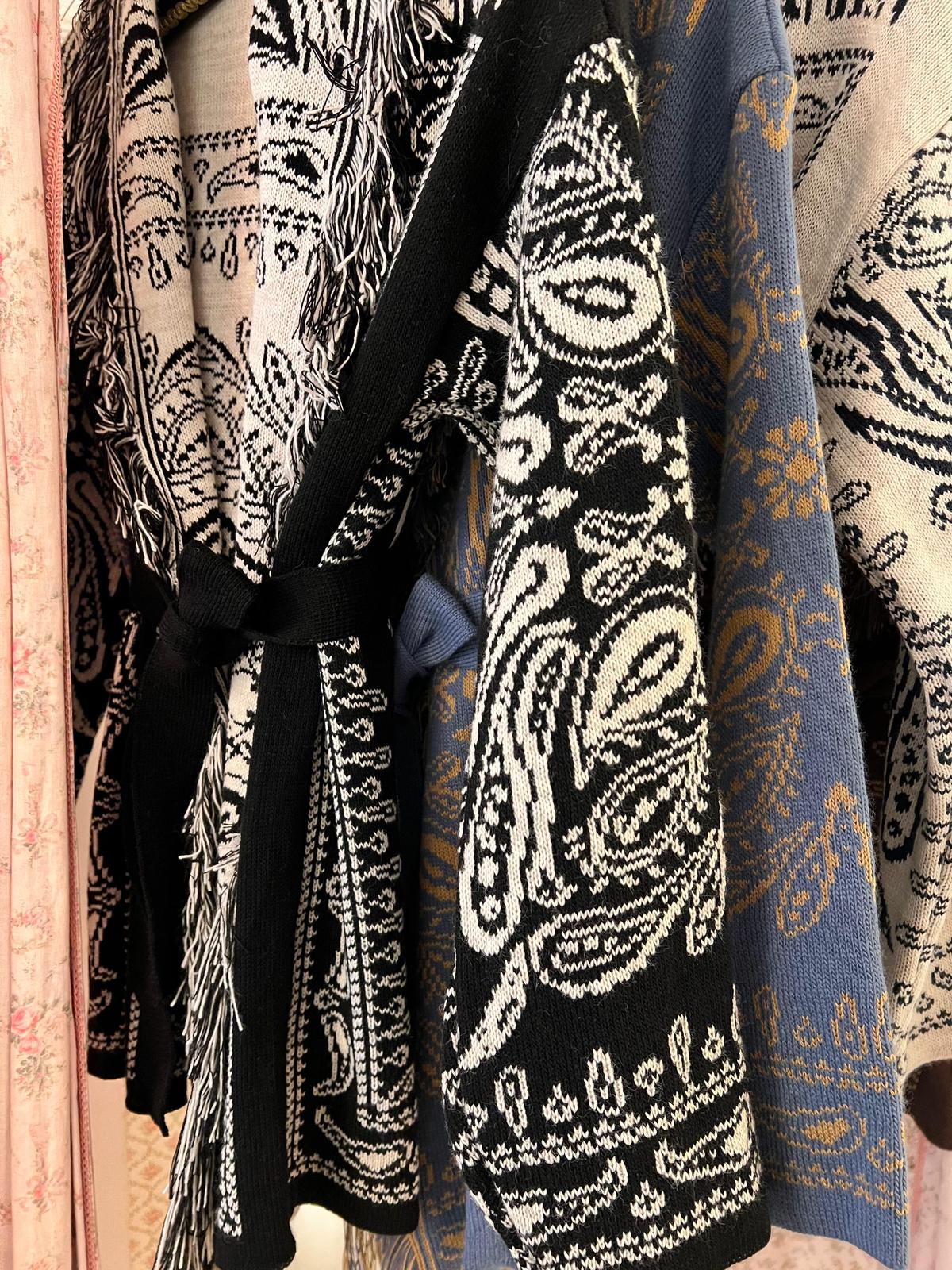 Cardigan Nui - Carlo Deni