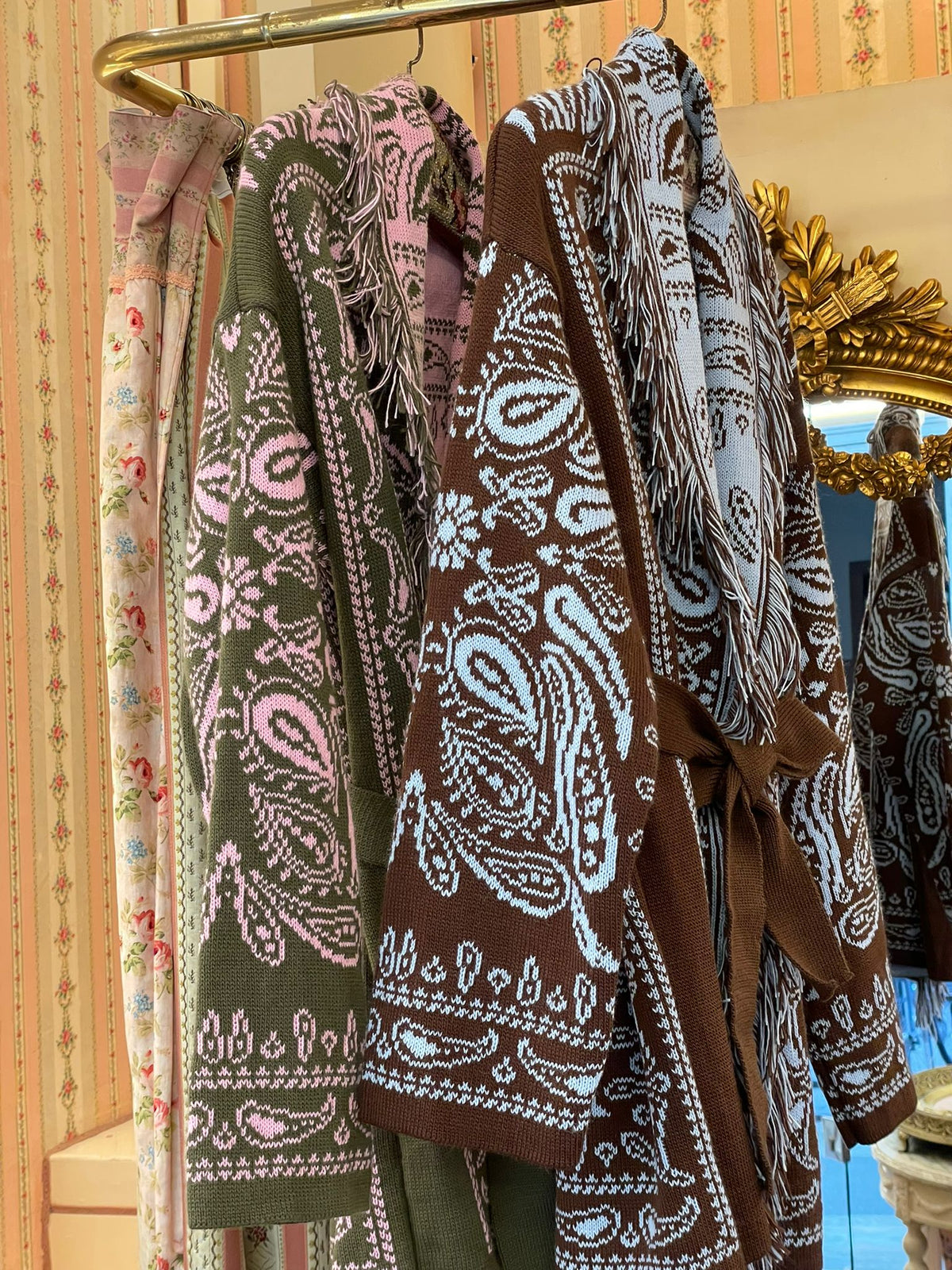 Cardigan Paisley - Carlo Deni
