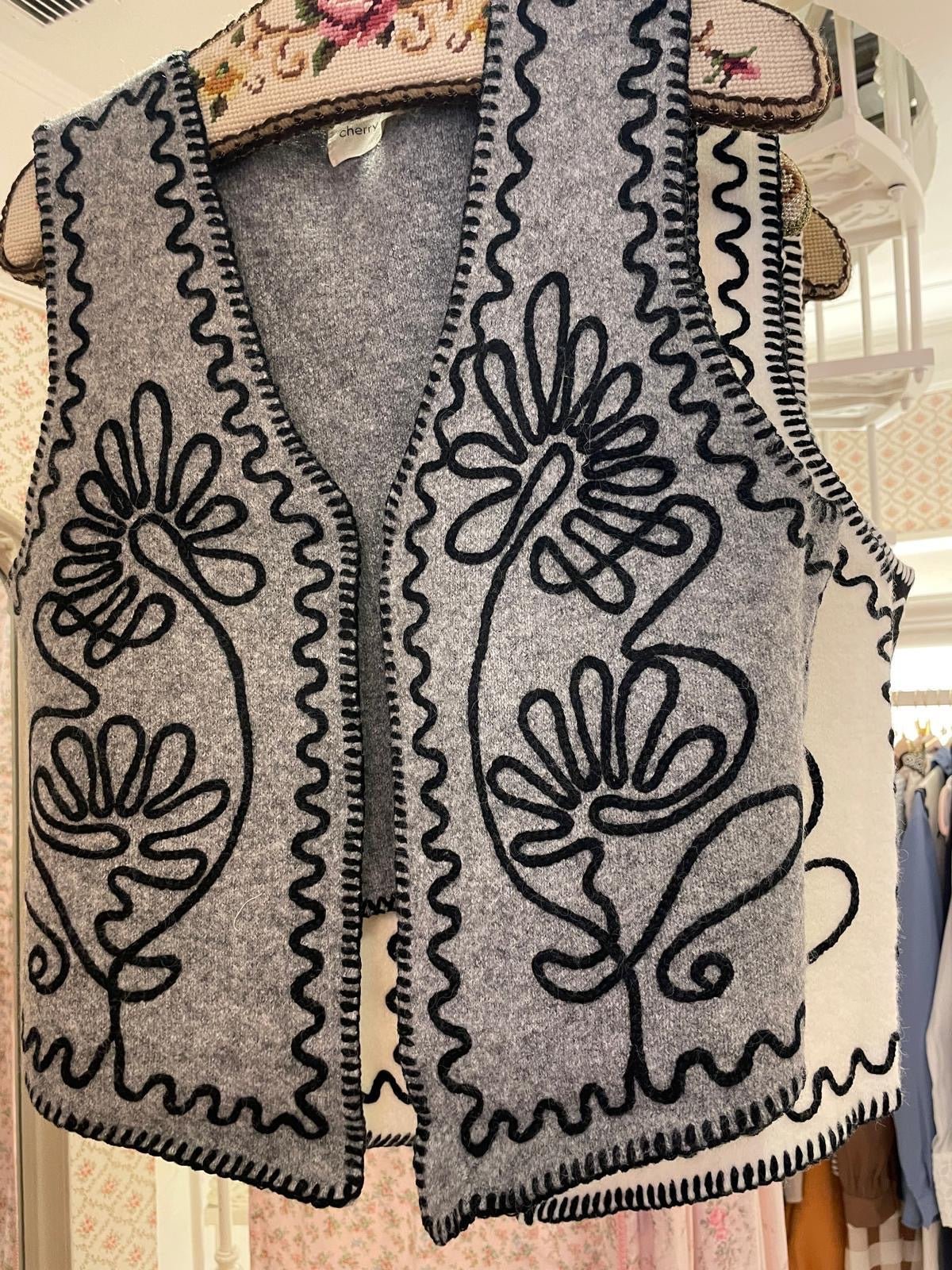 Gilet Boho grigio perla e nero - Carlo Deni