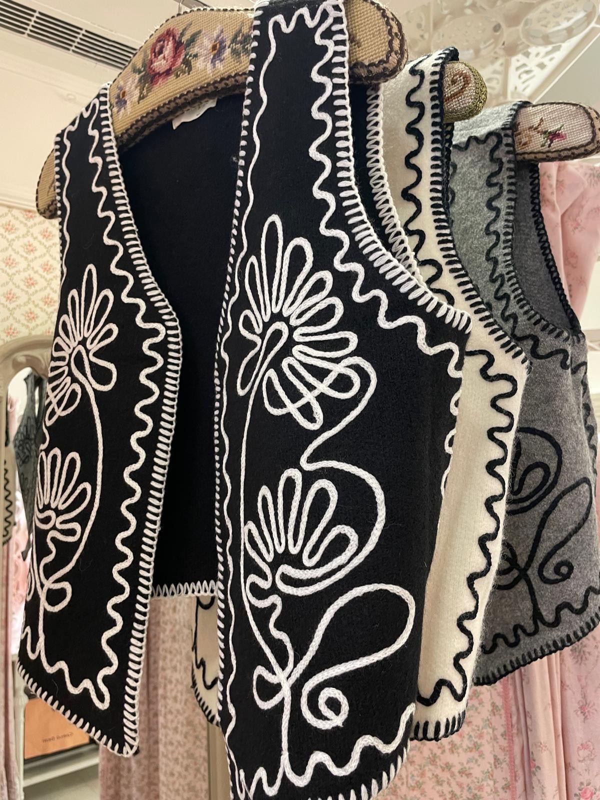 Gilet Boho nero e bianco - Carlo Deni