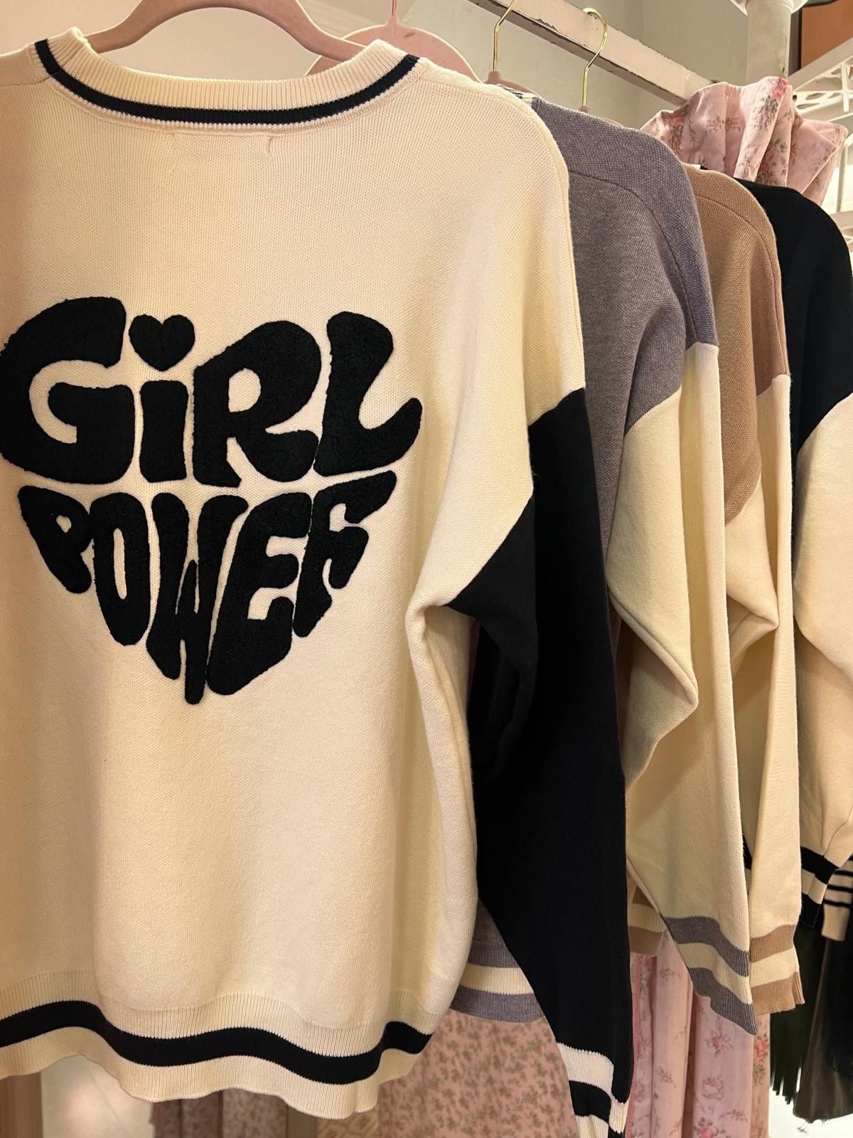 Pull Girl Power - Carlo Deni