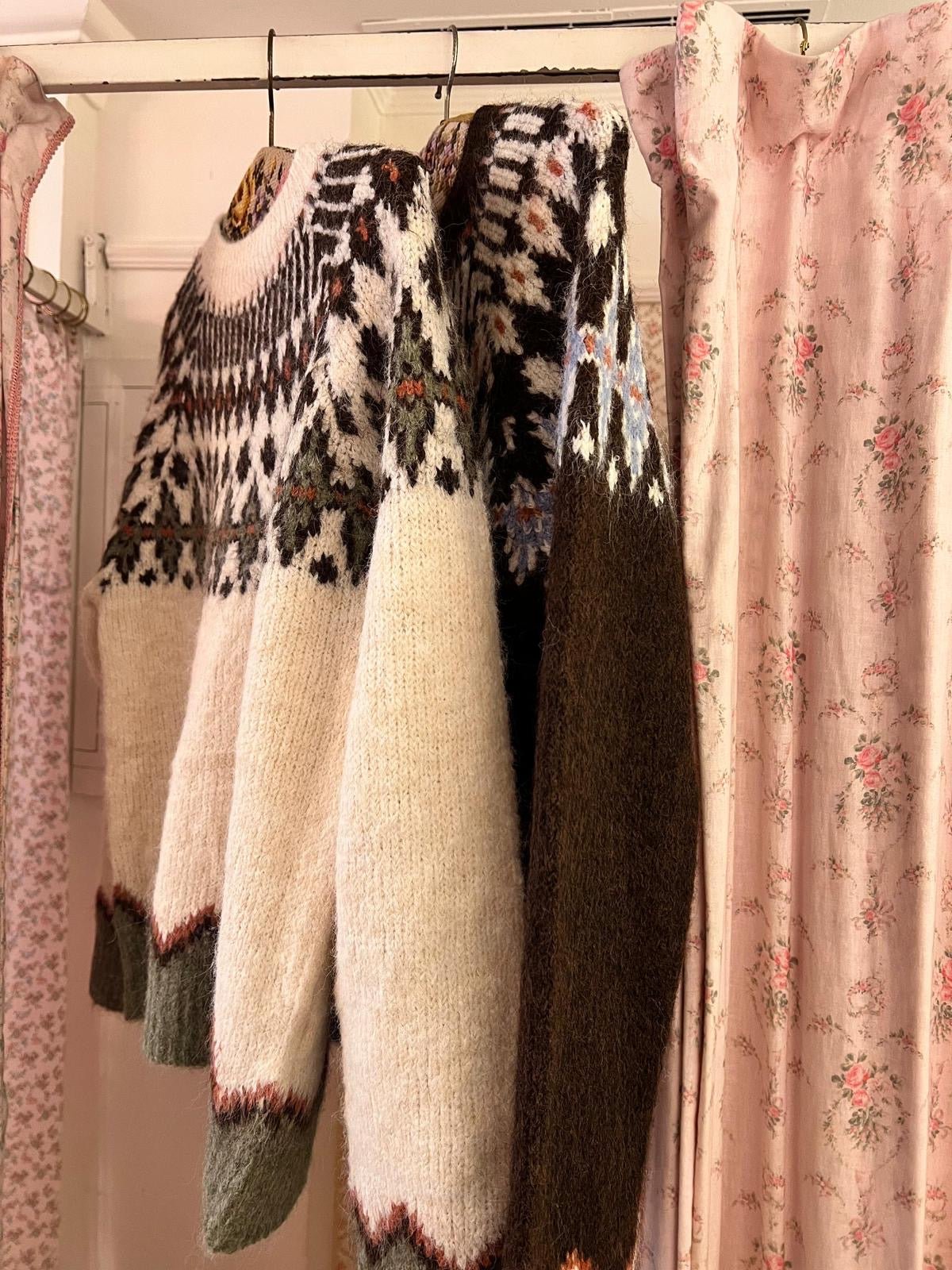 Pull Mountain - Carlo Deni