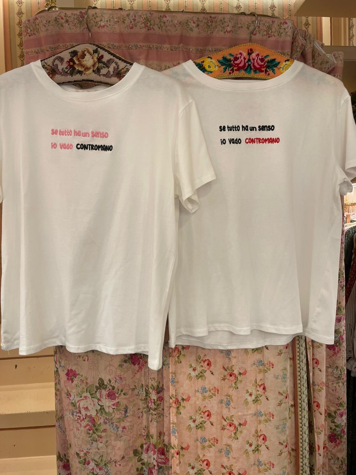 T-shirt Se tutto ha un senso io vado contromano - Carlo Deni