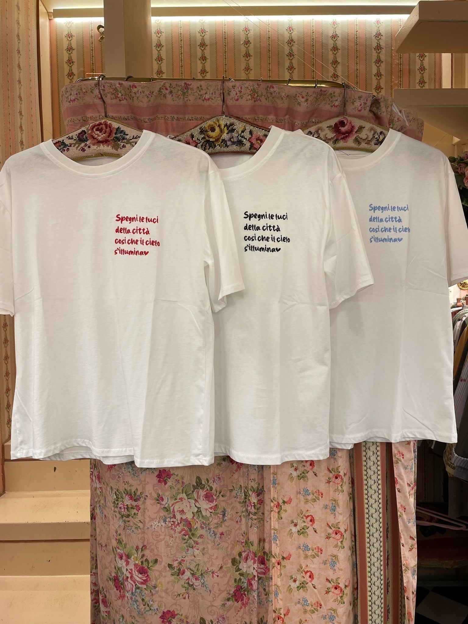 T-shirt spegni le luci della città... - Carlo Deni