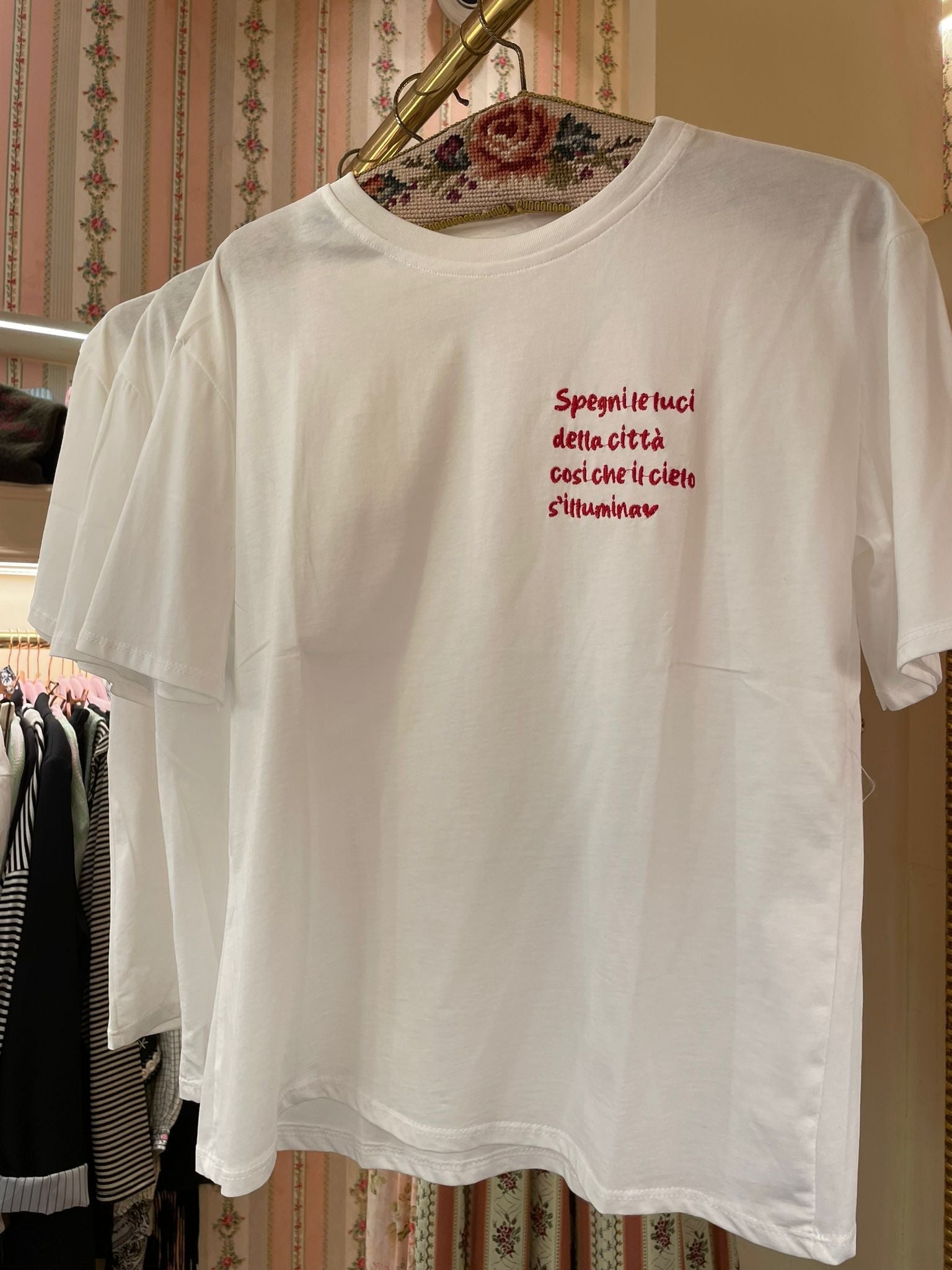 T-shirt spegni le luci della città... - Carlo Deni