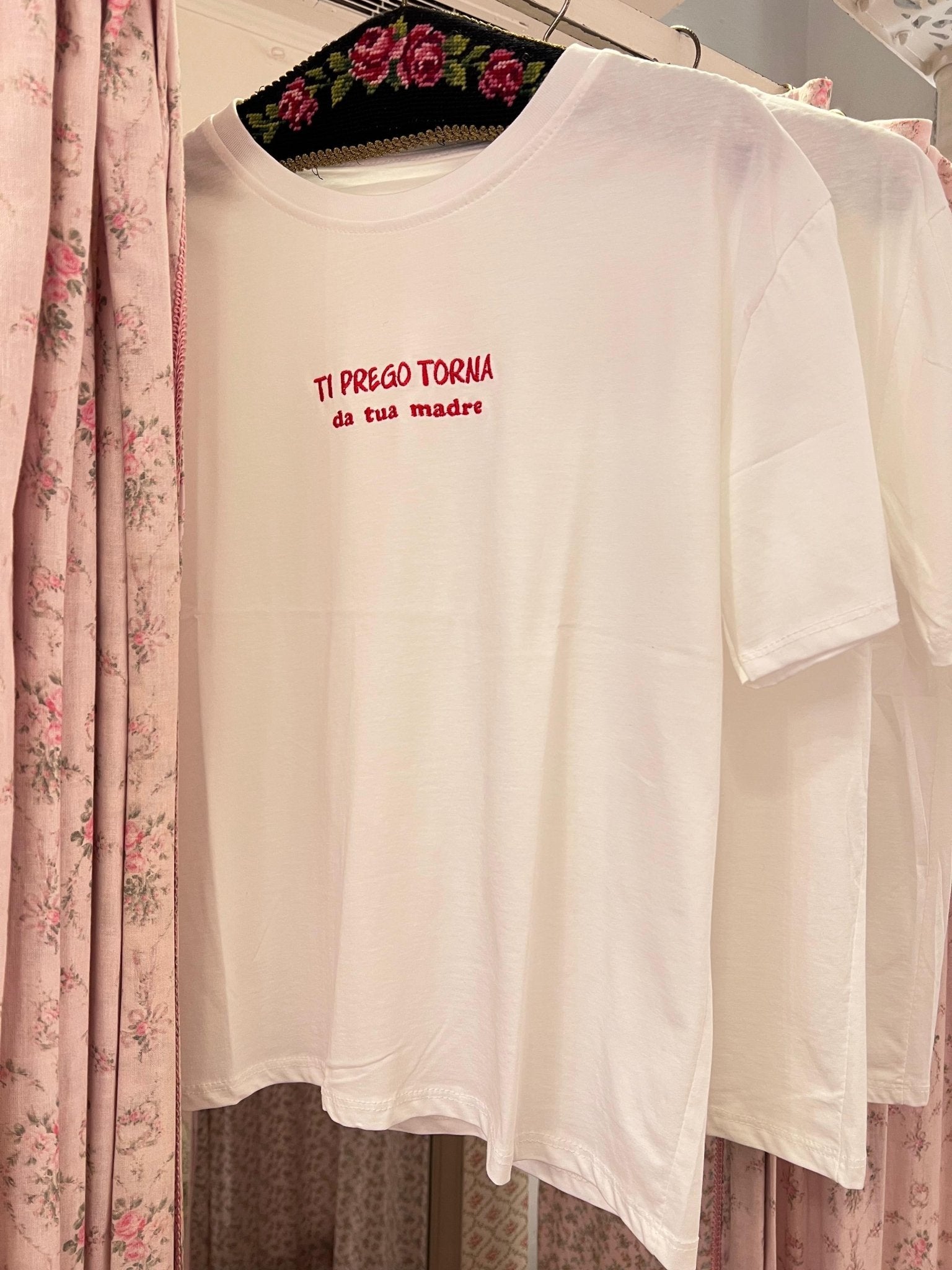 T-shirt Ti prego torna da tua madre - Carlo Deni